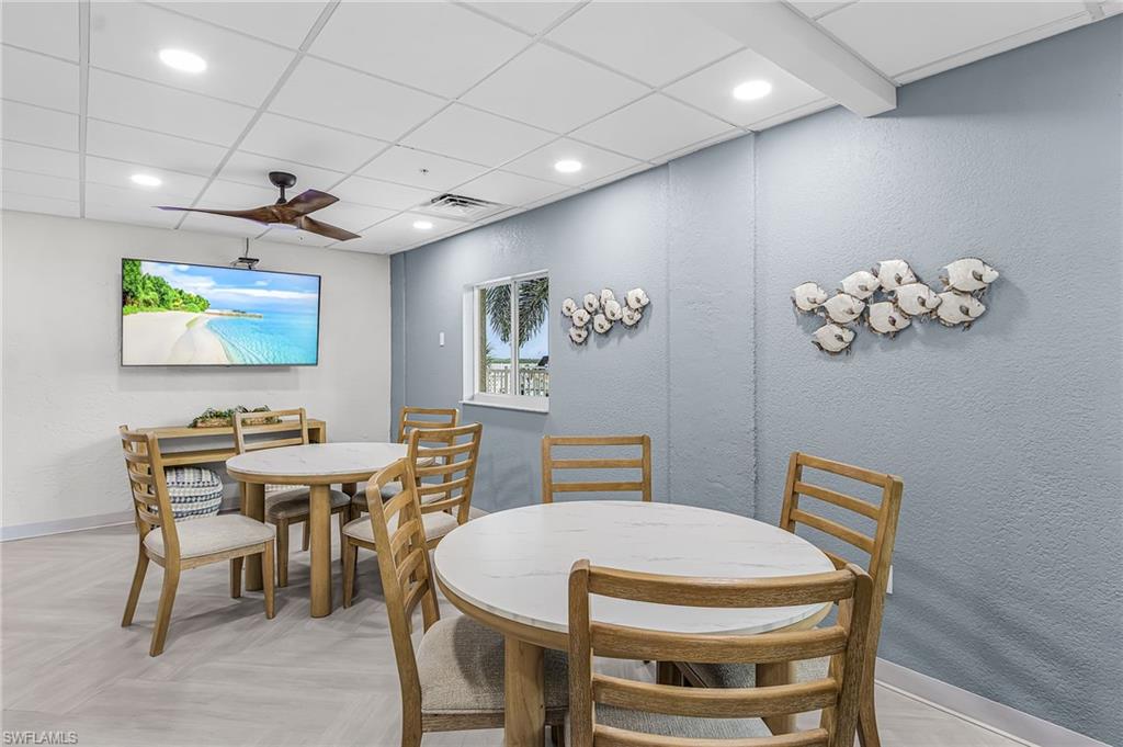 LOVERS KEY BEACH CLUB - Residential