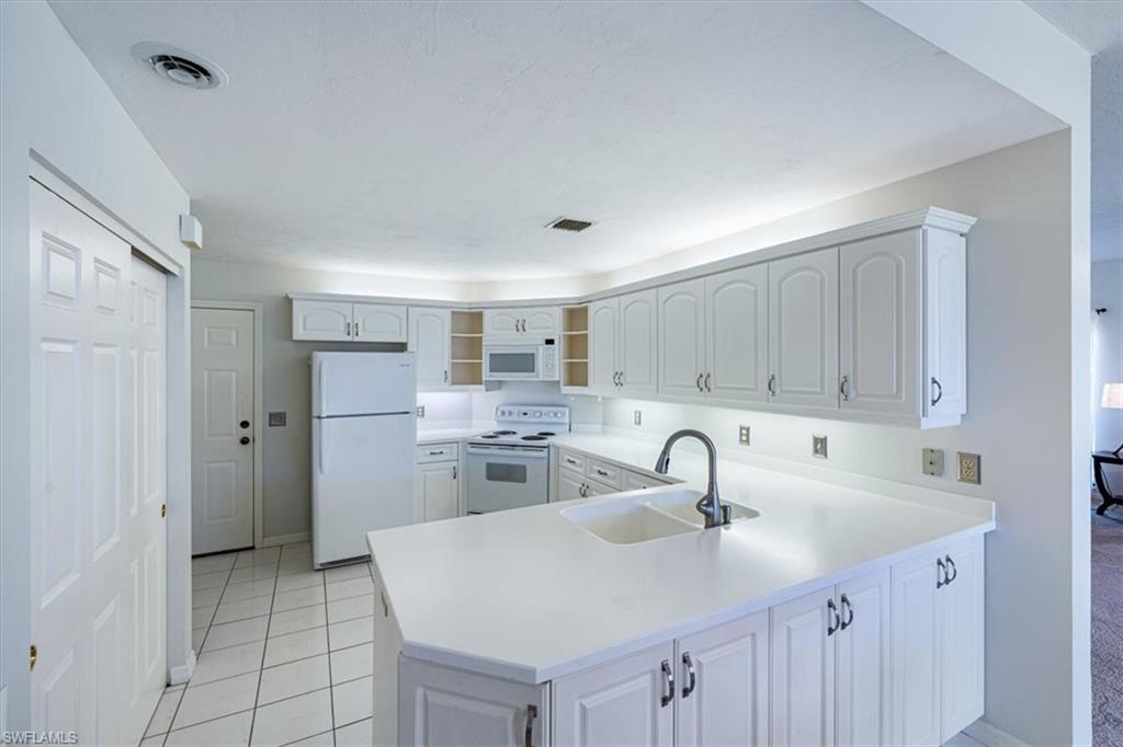 EAGLE CREEK COUNTRY CLUB - Residential