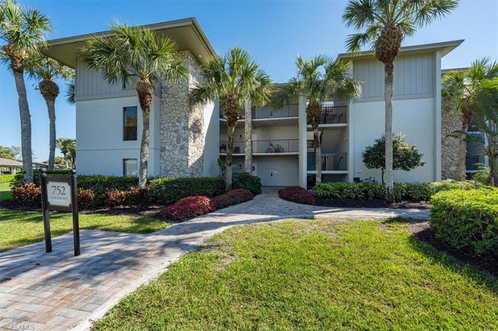 EAGLE CREEK COUNTRY CLUB - Residential