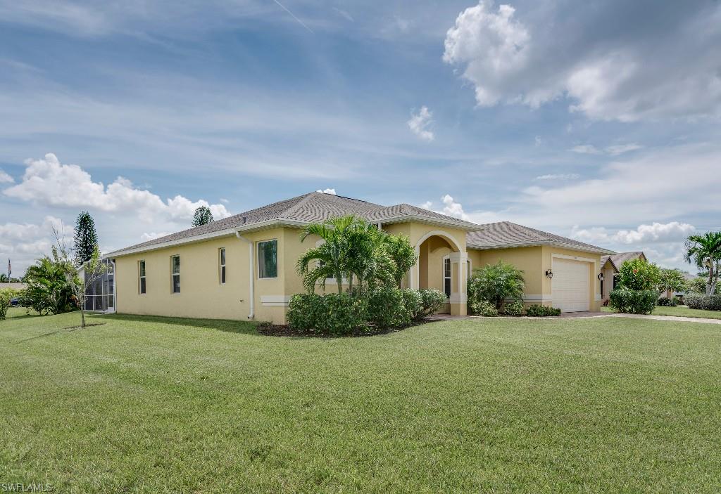 CAPE CORAL - Residential