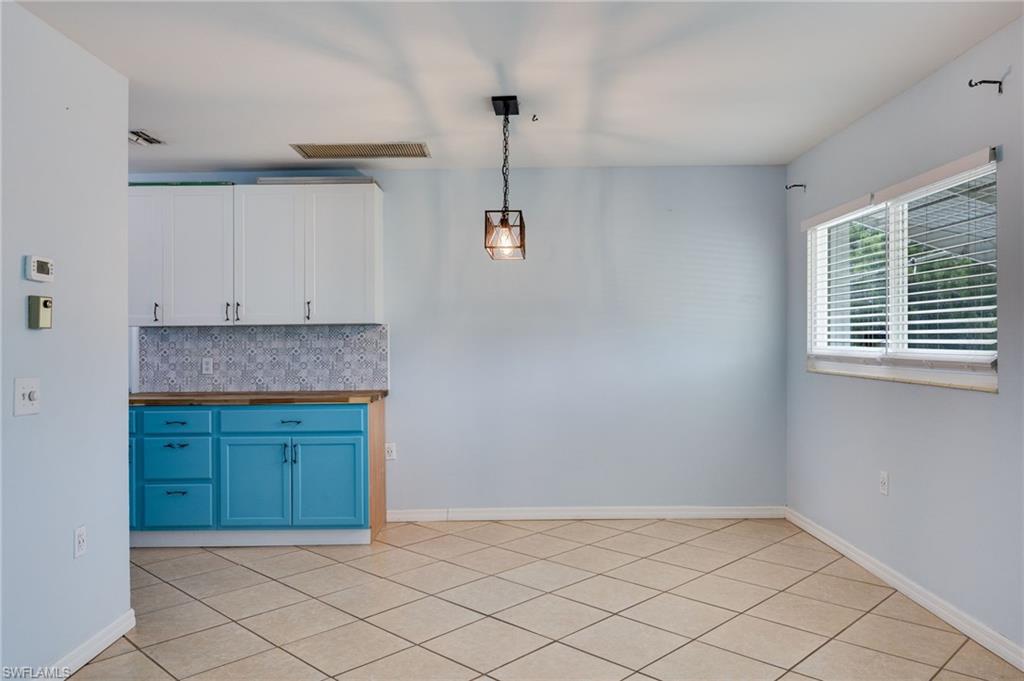 SAN CARLOS PARK - Residential