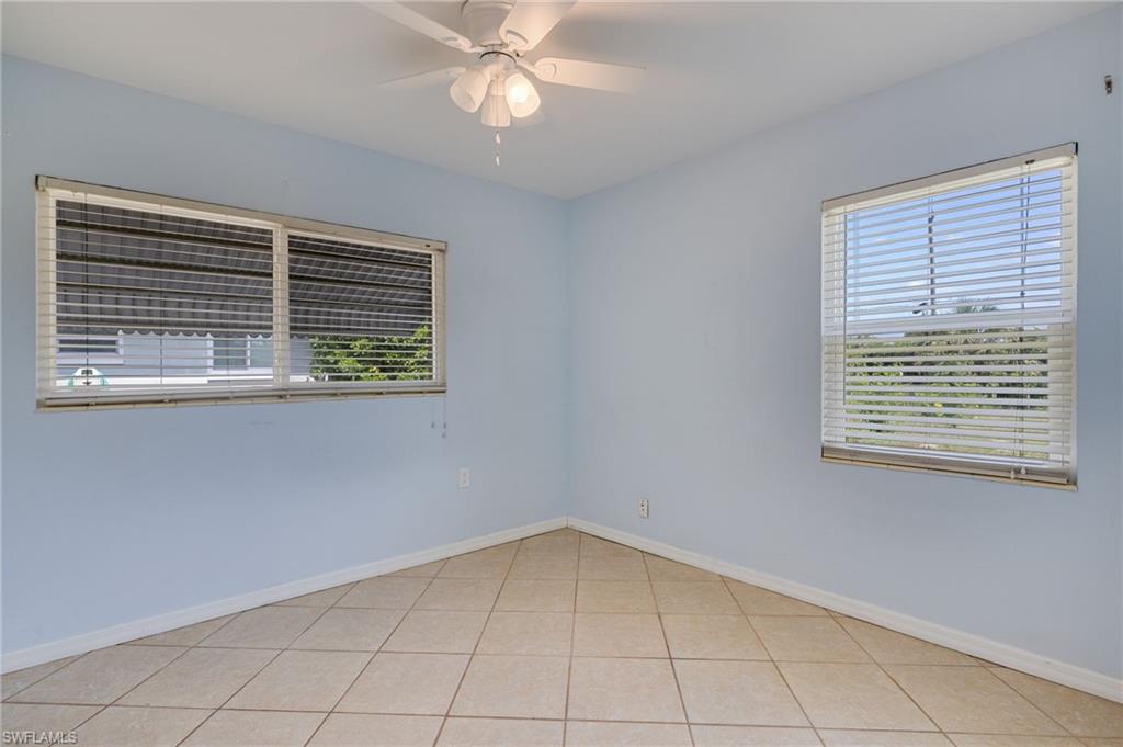 SAN CARLOS PARK - Residential