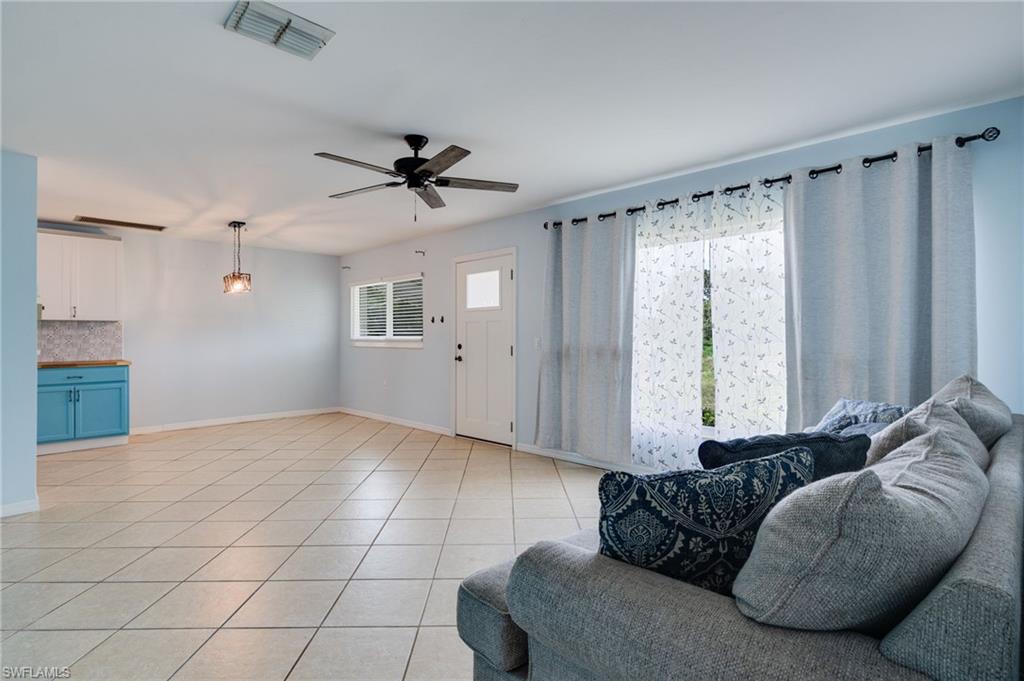 SAN CARLOS PARK - Residential