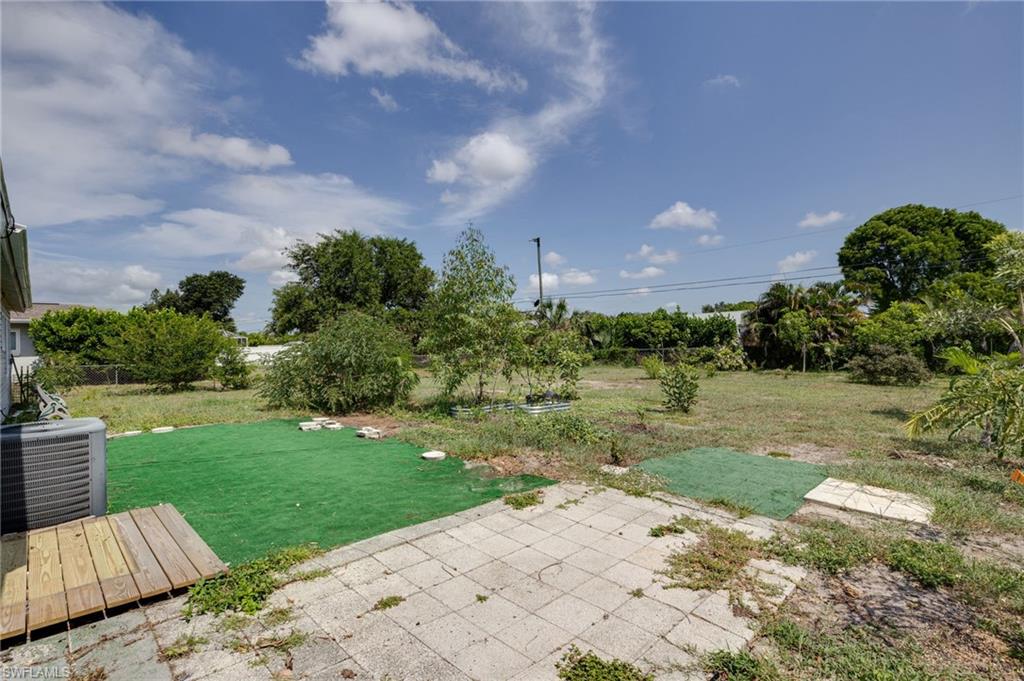 SAN CARLOS PARK - Residential