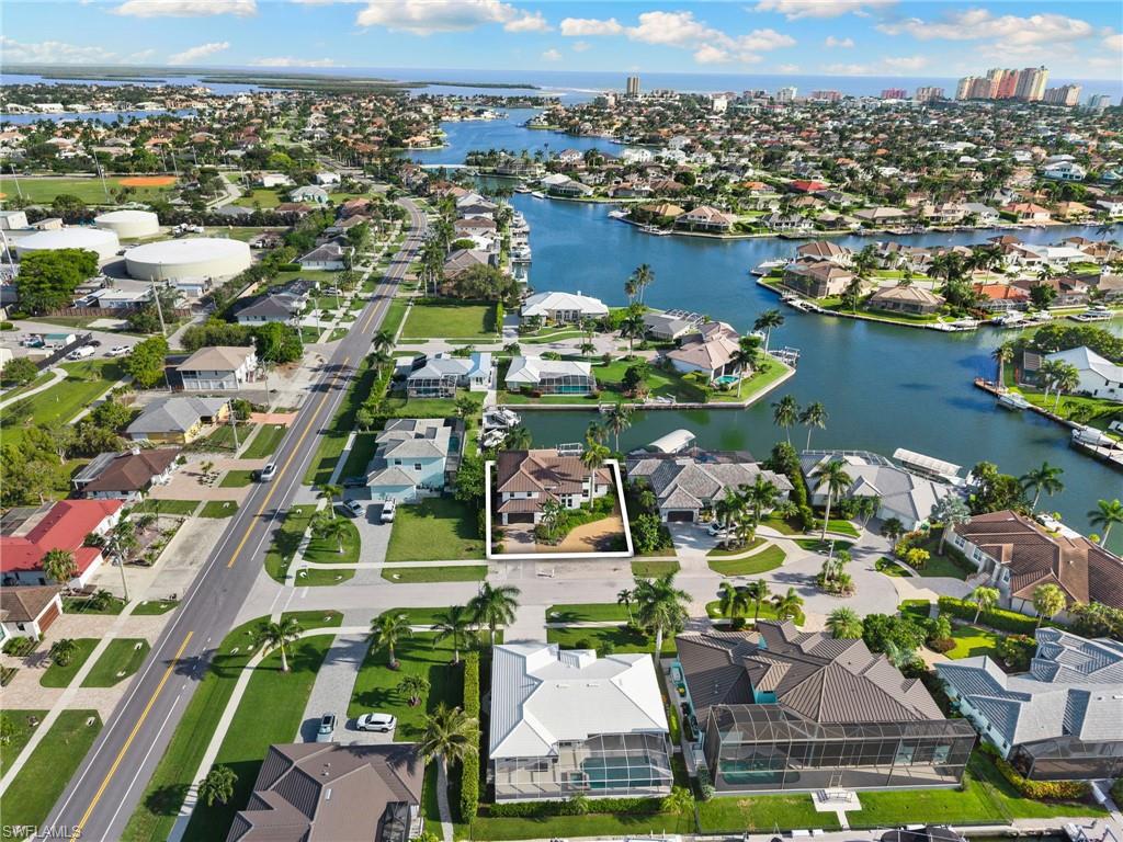 MARCO ISLAND - Residential