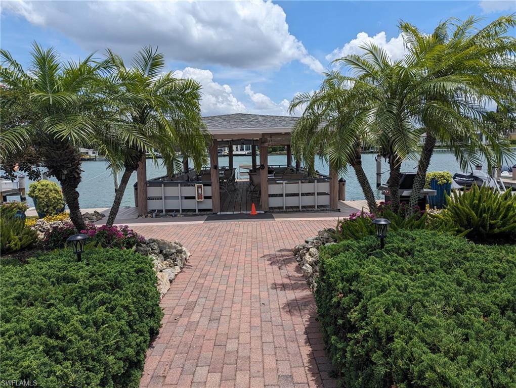 HARBORSIDE GARDENS - Residential Lease
