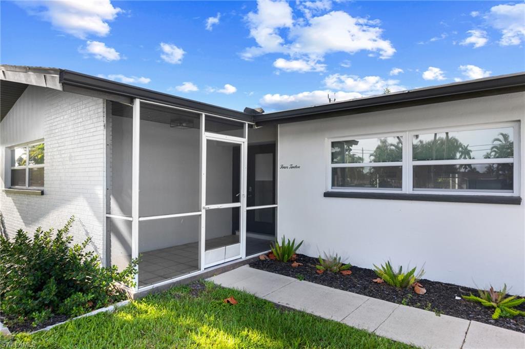 CAPE CORAL - Residential