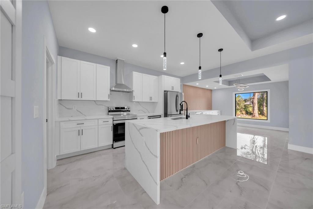 LEHIGH ACRES - Residential