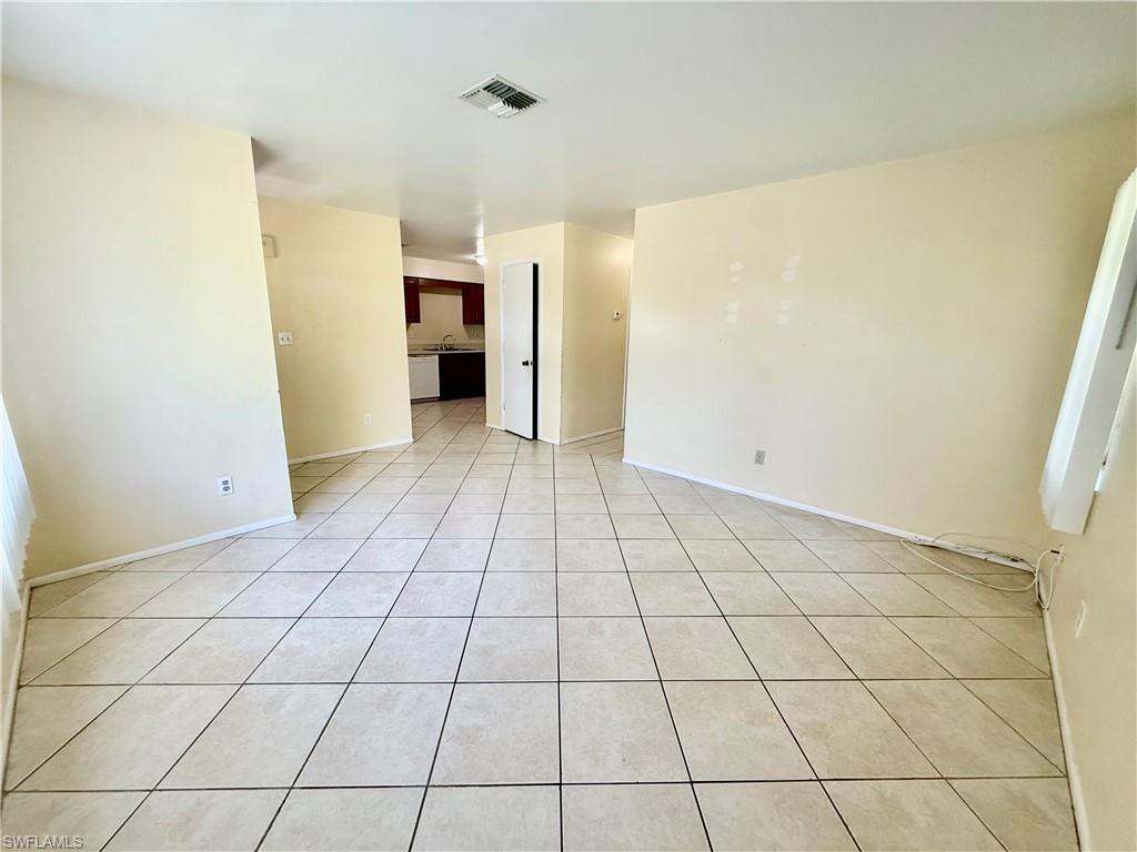 WILLOW LAKE SOUTH - Residential