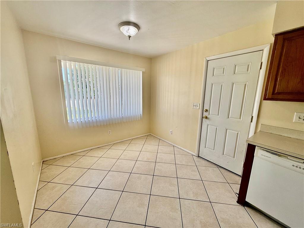 WILLOW LAKE SOUTH - Residential