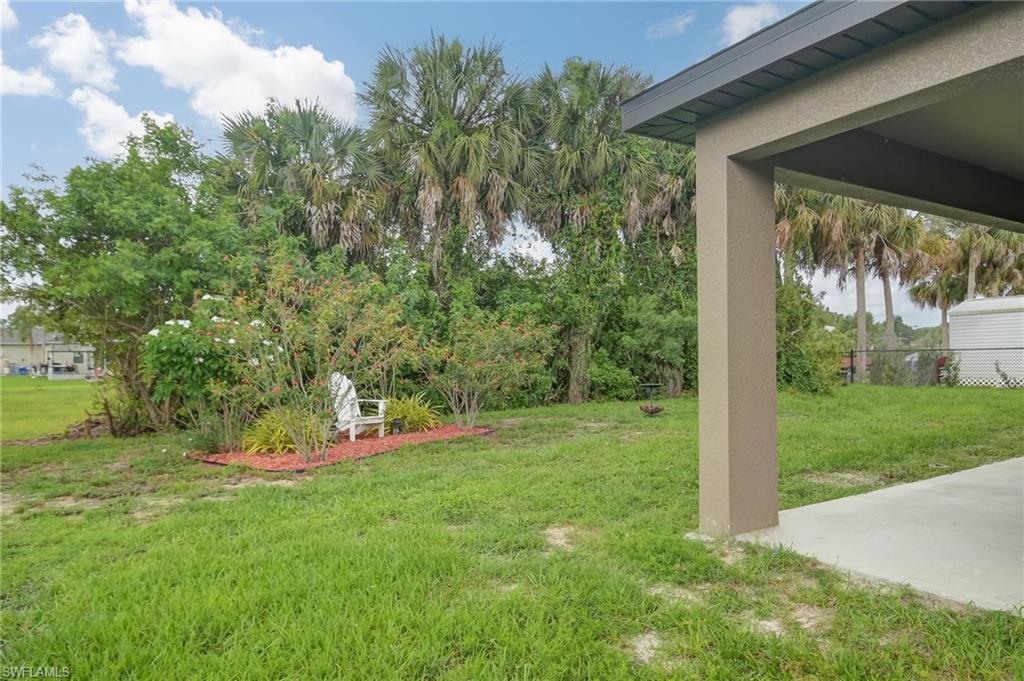 SHADOW LAKES - Residential