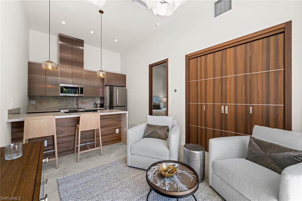 OAKES ESTATES - Residential