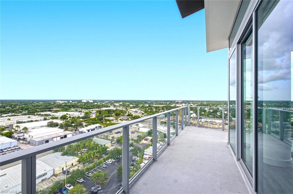 ASCENT AT METROPOLITAN NAPLES - Residential Lease