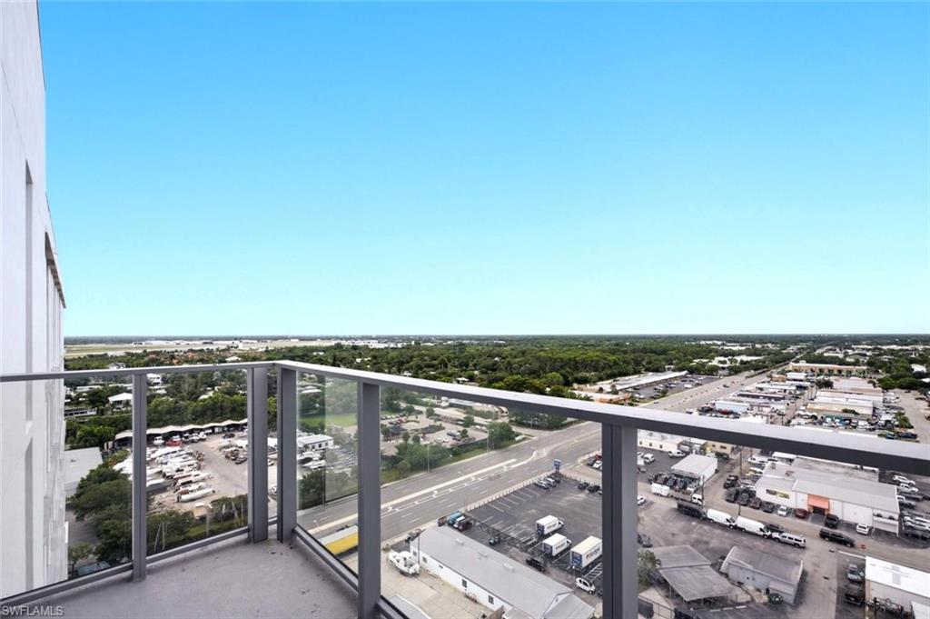 ASCENT AT METROPOLITAN NAPLES - Residential Lease