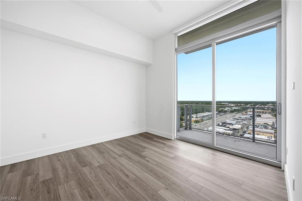 ASCENT AT METROPOLITAN NAPLES - Residential Lease