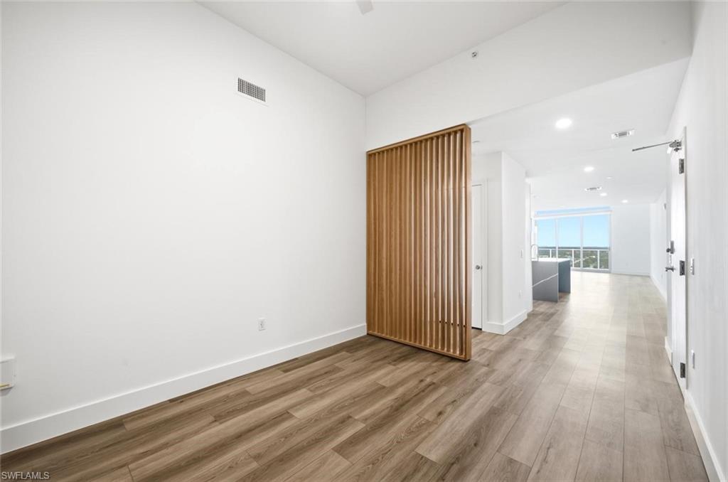 ASCENT AT METROPOLITAN NAPLES - Residential Lease