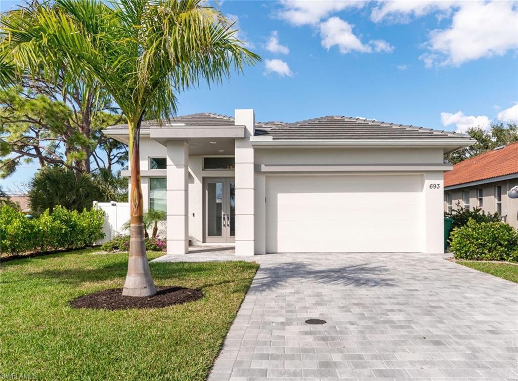 NAPLES PARK - Residential