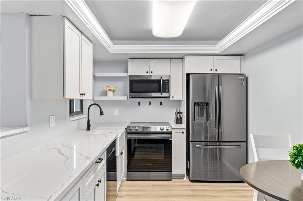 LAKEWOOD - Residential Lease