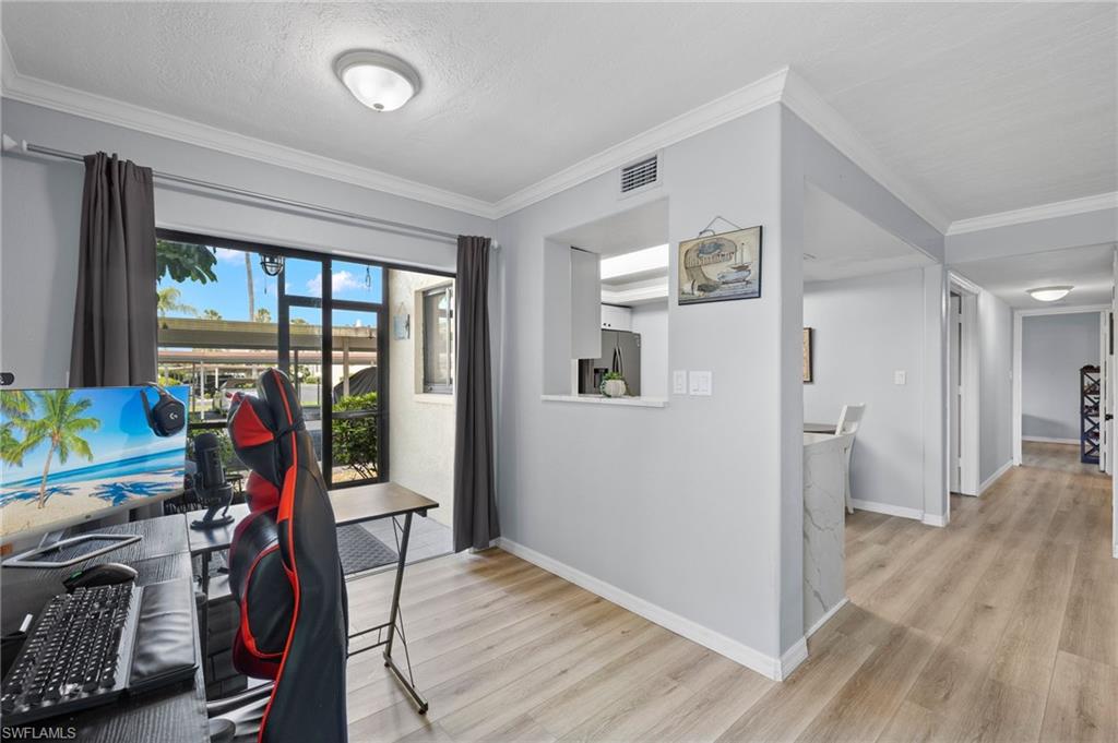 LAKEWOOD - Residential Lease