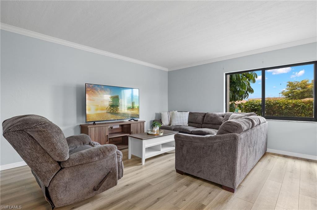 LAKEWOOD - Residential Lease