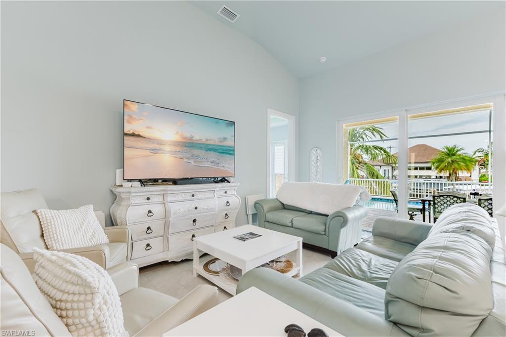 CAPE CORAL - Residential Lease