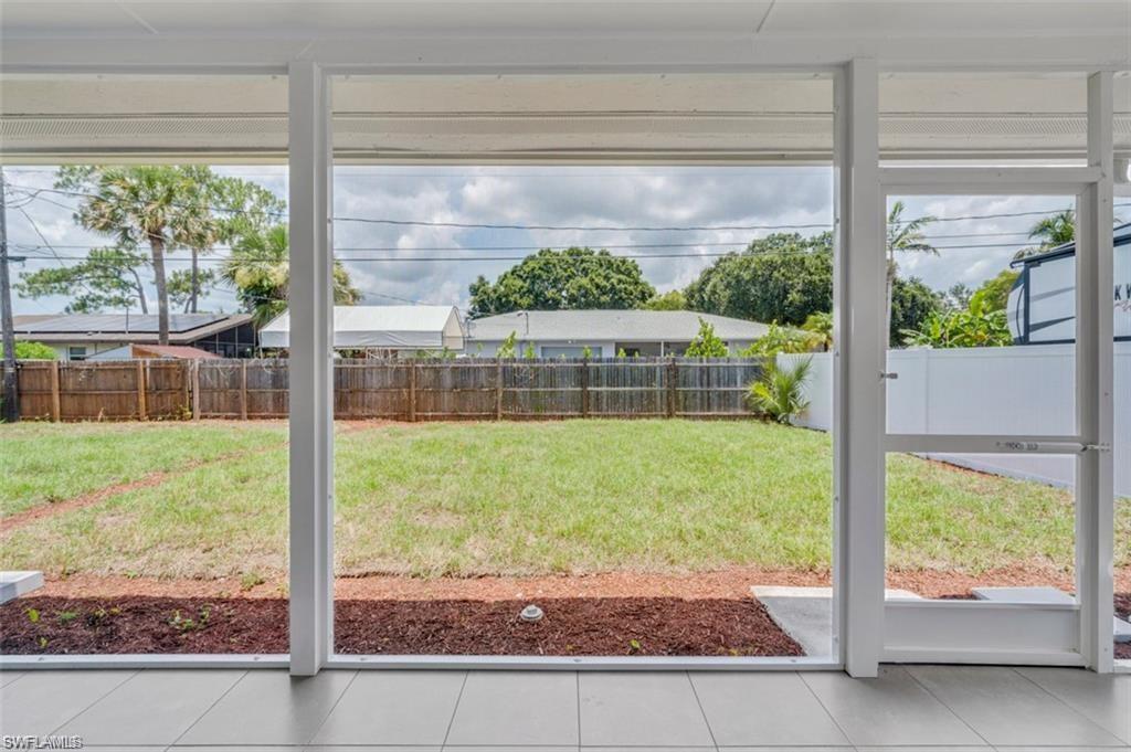 PINE VIEW VILLAS - Residential