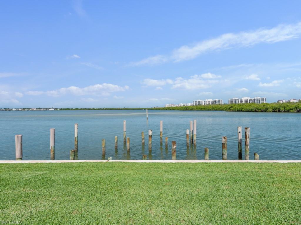 MARCO BEACH - Residential