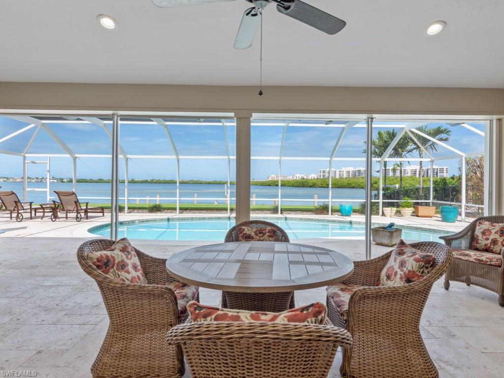 MARCO BEACH - Residential
