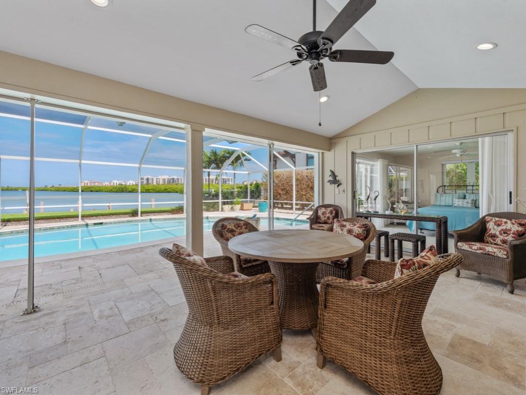 MARCO BEACH - Residential