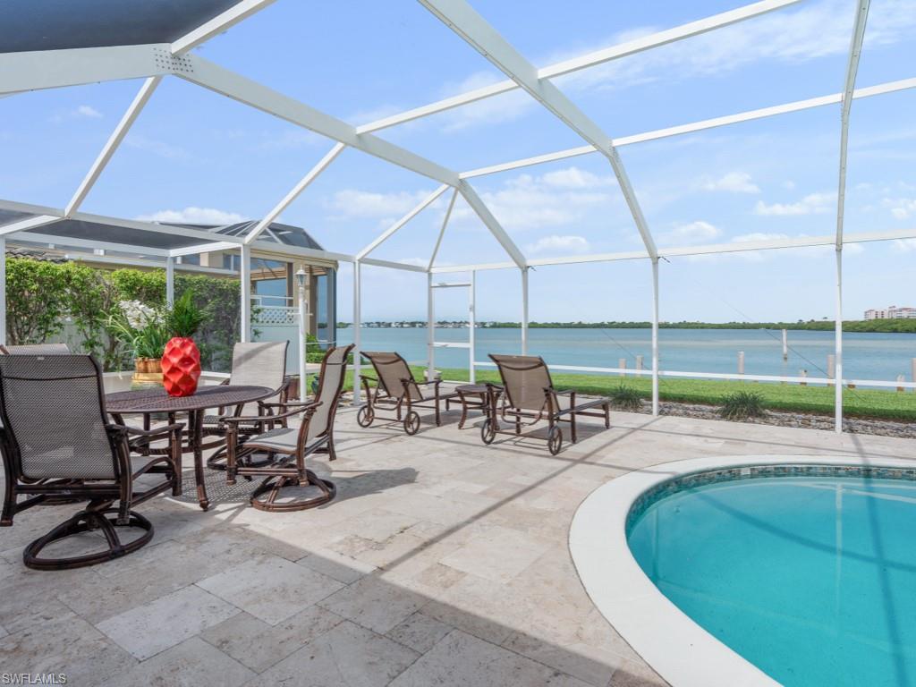 MARCO BEACH - Residential