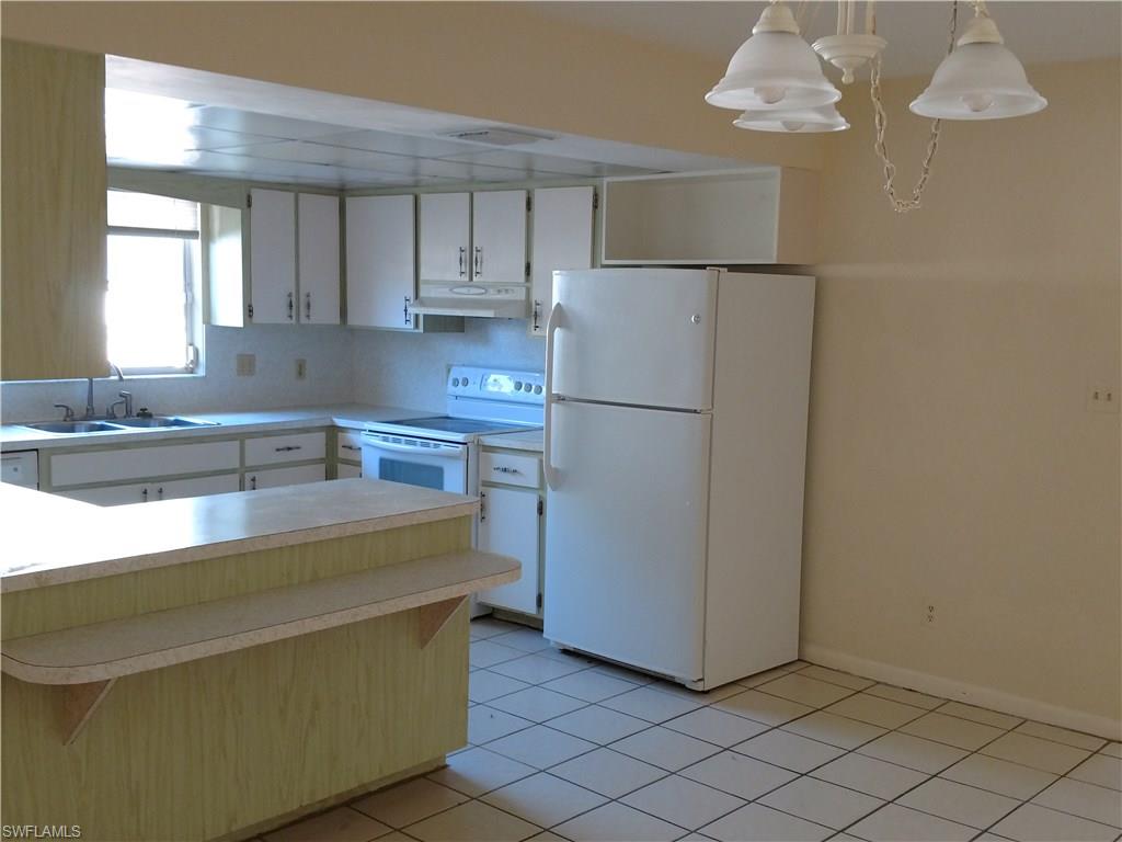 NAPLES PARK - Residential