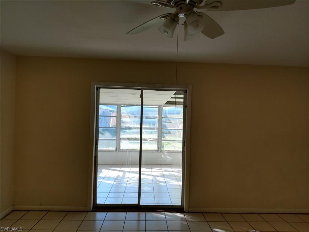 NAPLES PARK - Residential