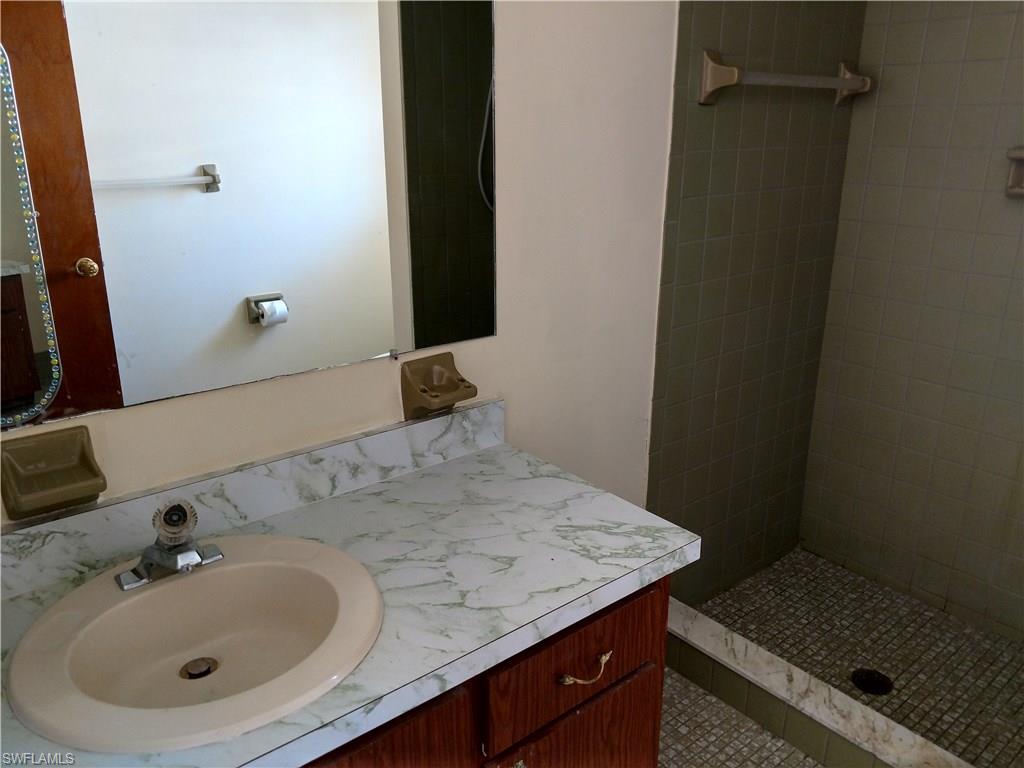 NAPLES PARK - Residential
