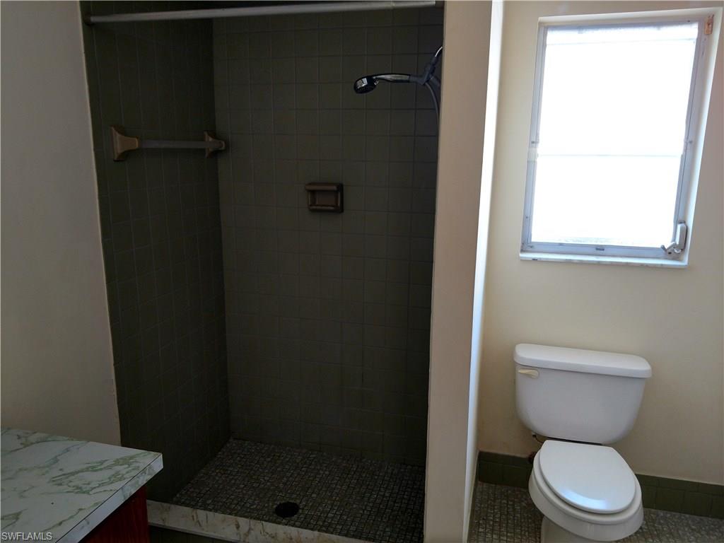 NAPLES PARK - Residential