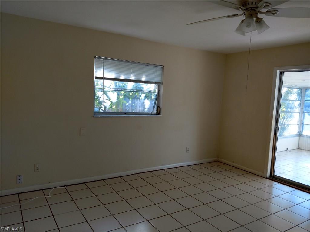 NAPLES PARK - Residential
