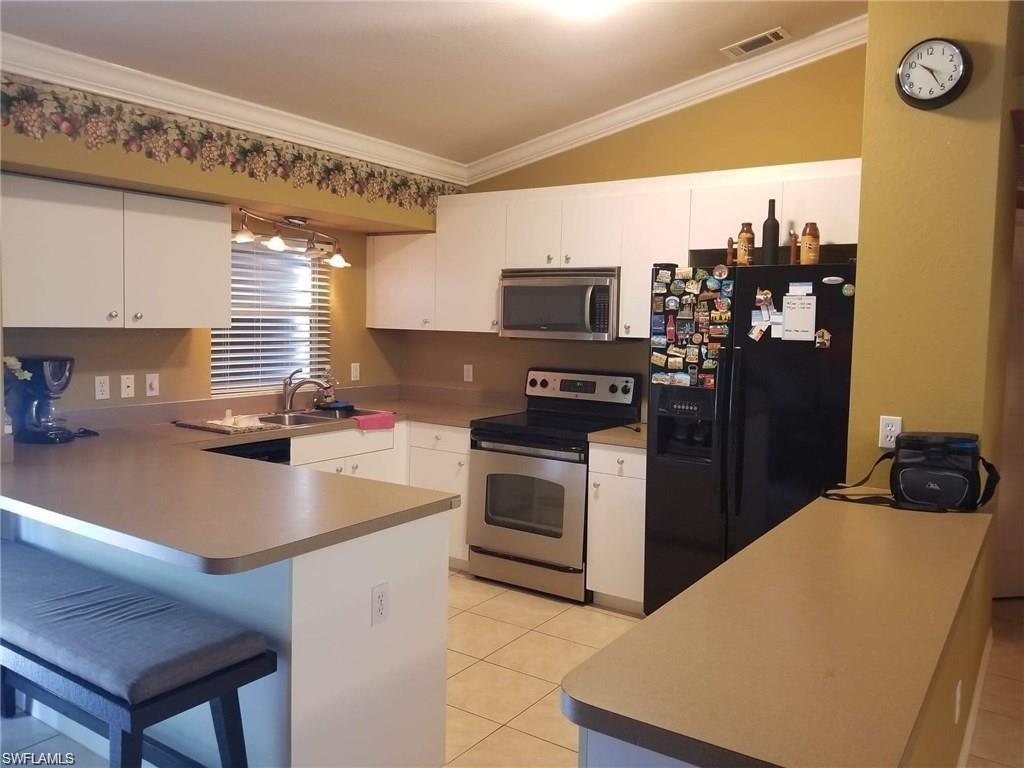 GOLDEN GATE ESTATES - Residential