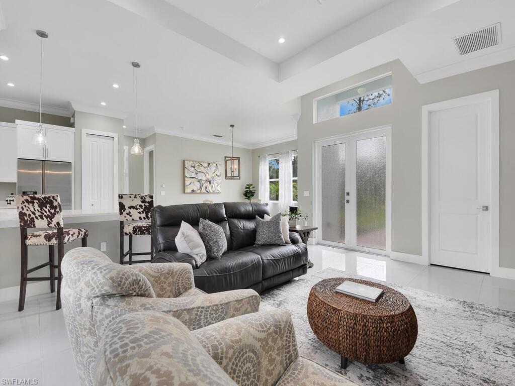 GOLDEN GATE ESTATES - Residential