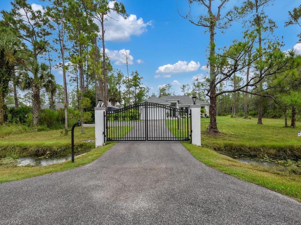 GOLDEN GATE ESTATES - Residential