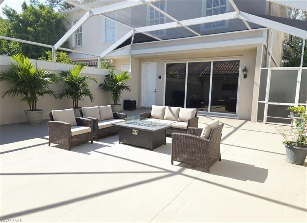 ISLAND WALK - Residential