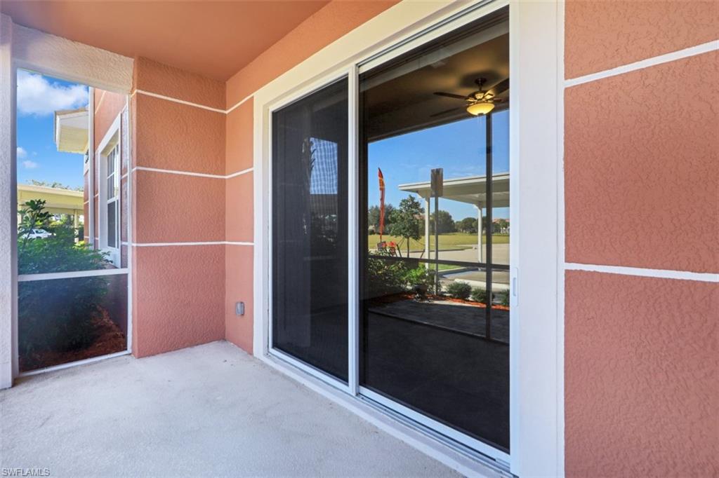 ROYAL POINTE - Residential