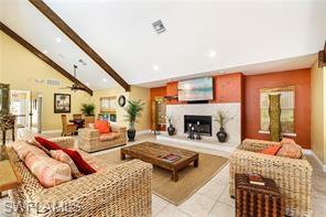 VENETIAN PALMS - Residential Lease