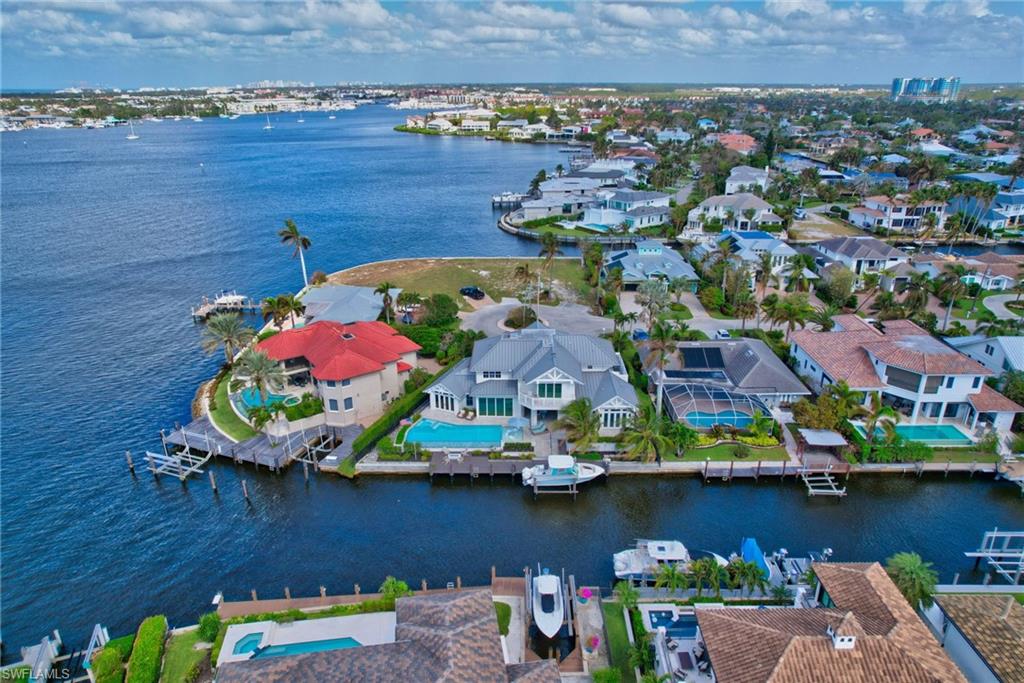 ROYAL HARBOR - Residential