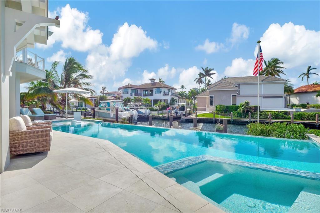 ROYAL HARBOR - Residential