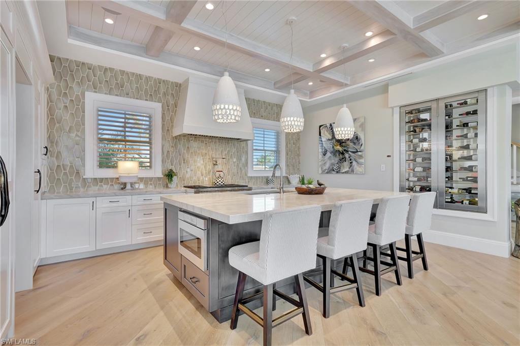 ROYAL HARBOR - Residential