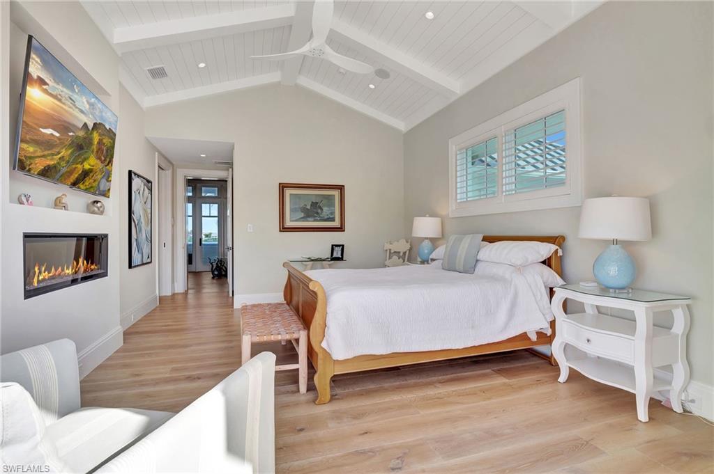 ROYAL HARBOR - Residential