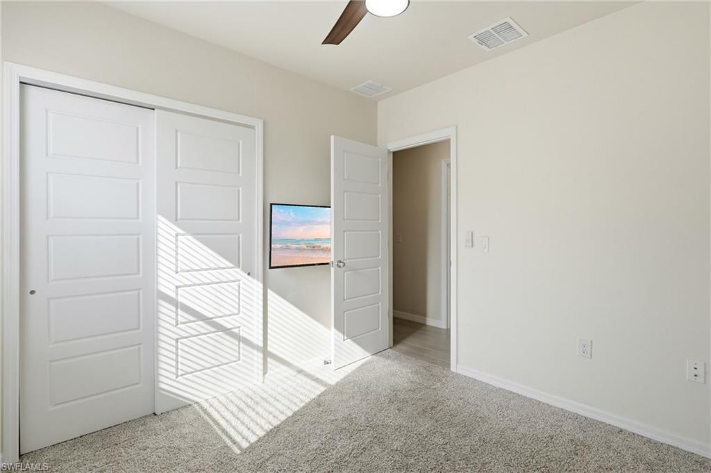 CRESCENT LAKES - Residential