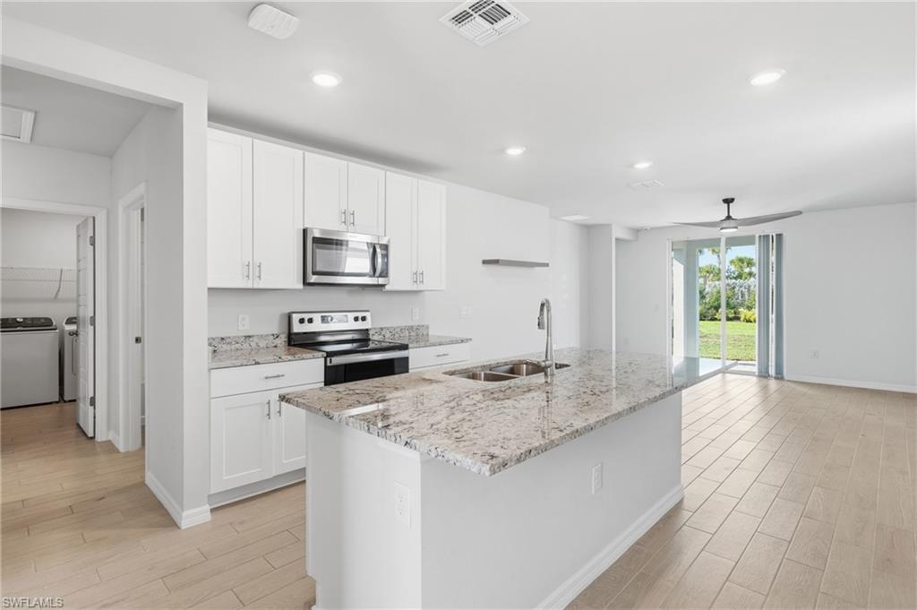 CRESCENT LAKES - Residential