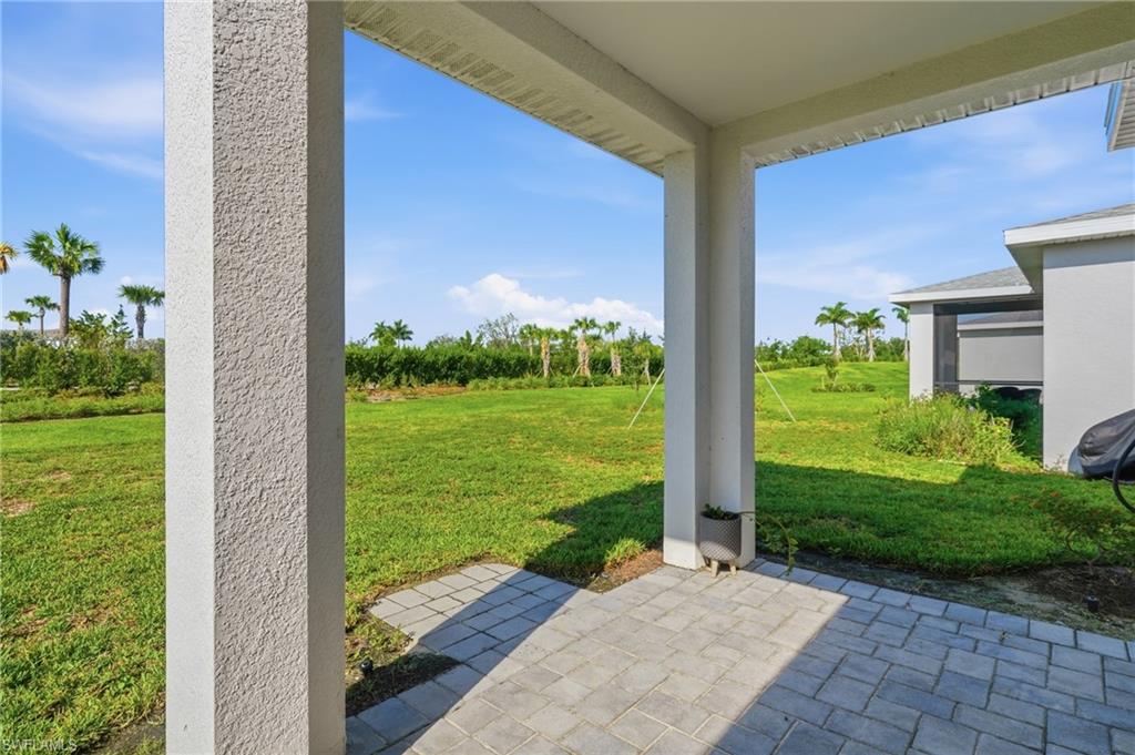 CRESCENT LAKES - Residential