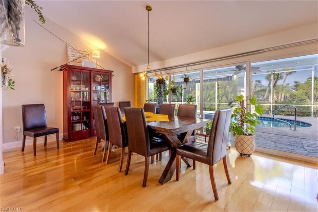 PINEWOODS - Residential