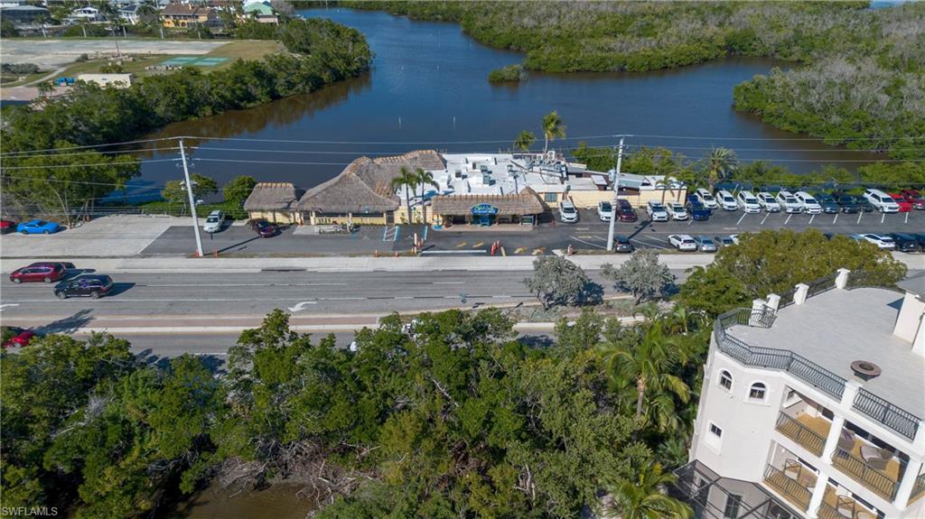 BEACH AND TENNIS CLUB - Residential